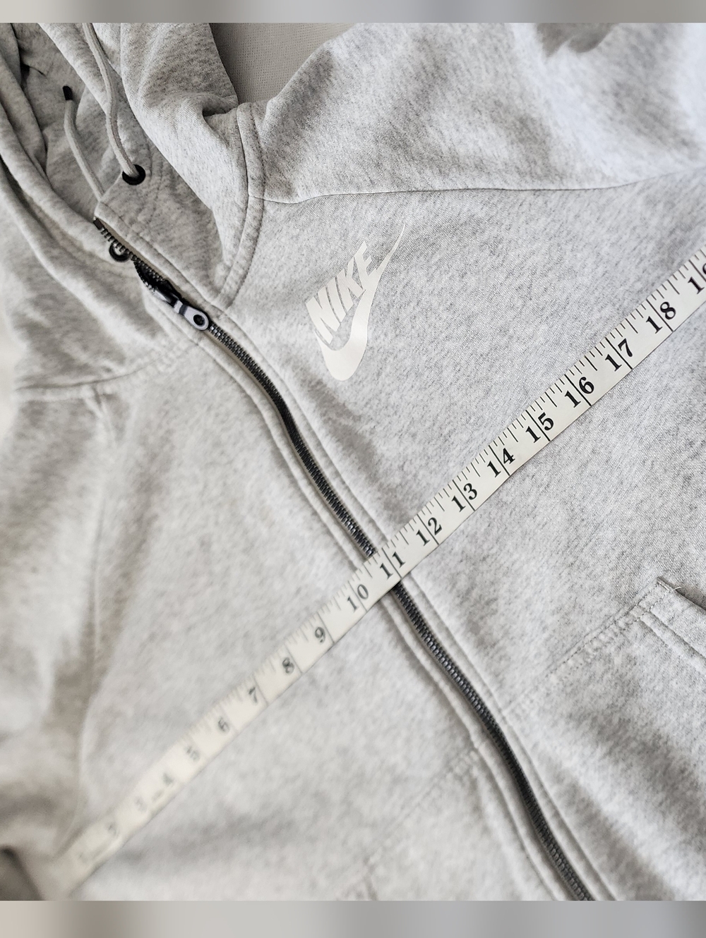 Nike Women Heather Gray Full-Zip Hoodie Size Medium - Picture 4 of 7